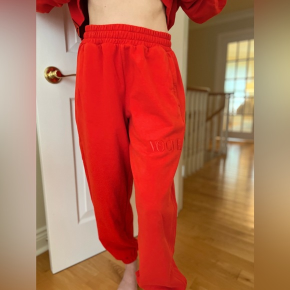 Puma x Vogue Joggers - Picture 5 of 8